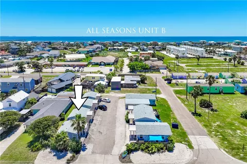 523 S Station St #B, Port Aransas, TX 78373