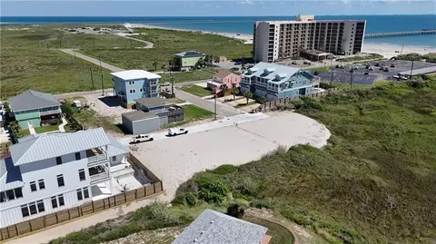 0000 Dunes Dr #2, Port Aransas, TX 78373