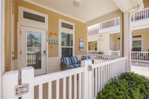 14910 Island Village Dr, Corpus Christi, TX 78418