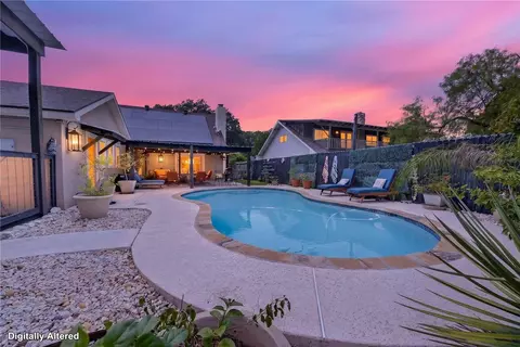 1010 Cairo Dr, Corpus Christi, TX 78412