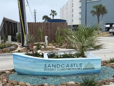 800 Sandcastle Dr #131, Port Aransas, TX 78373