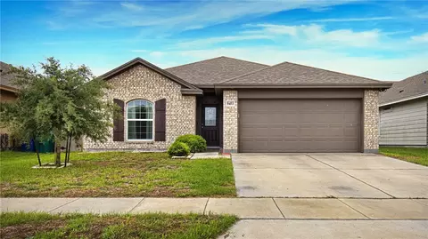 9453 English Oak Dr, Corpus Christi, TX 78410