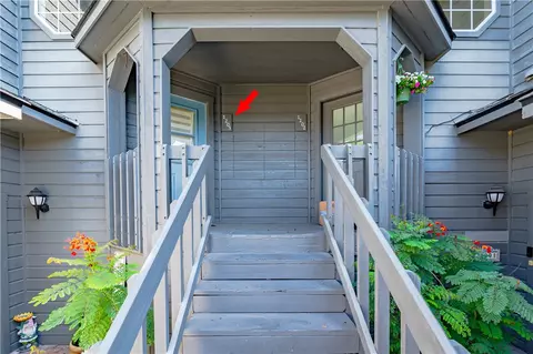 210 Oak Bay St #1203, Rockport, TX 78382