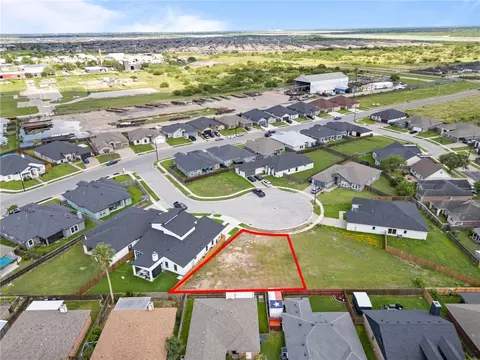 6810 Crosswind Dr, Corpus Christi, TX 78414