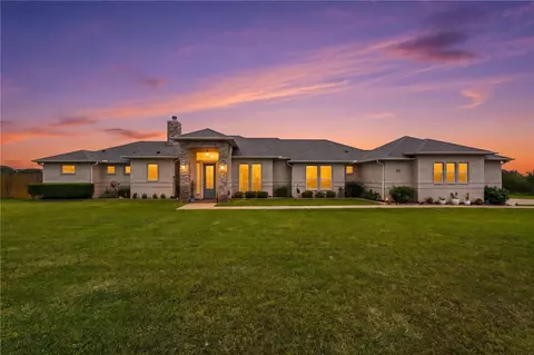 318 House Ave, Sandia, TX 78383