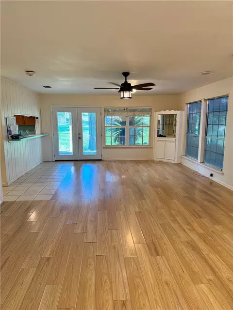 Living - 24748 County Road 350, Mathis, TX 78368 photo 3 of 3