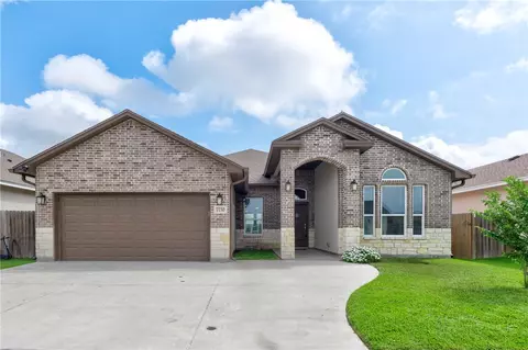 7730 Sophia Dr, Corpus Christi, TX 78414