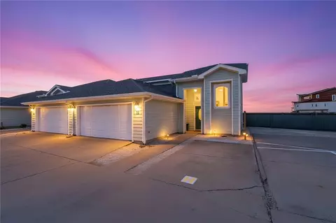 14858 Granada Dr #H, Corpus Christi, TX 78418