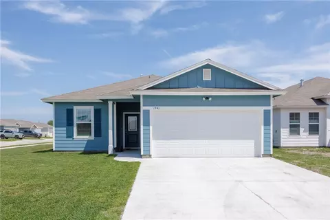 1941 Estes Flats Dr, Aransas Pass, TX 78336