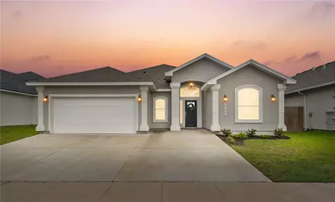 2434 Manuel Ln, Corpus Christi, TX 78414