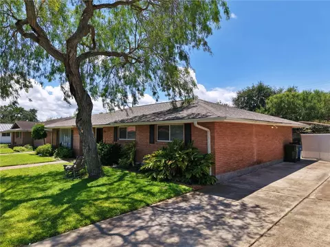 734 Bradshaw Dr, Corpus Christi, TX 78412