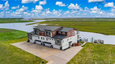 14836 Granada Dr #104, Corpus Christi, TX 78418