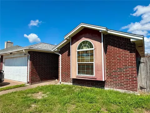 2245 Ivy Dr, Corpus Christi, TX 78418