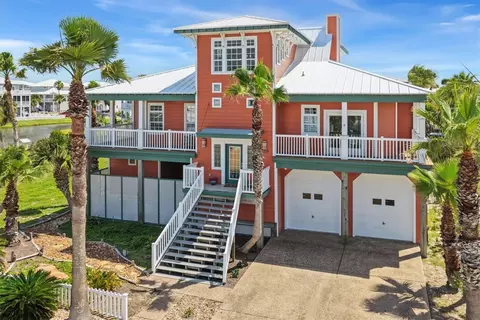 220 Keewaydin, Port Aransas, TX 78373