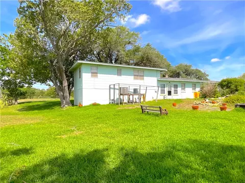 Exterior - 311 W Ward, Refugio, TX 78377 photo 9 of 10