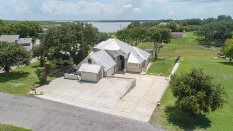 257 Carmel Dr, Sandia, TX 78383