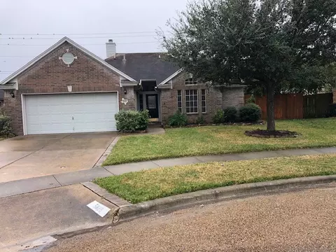 5829 Sutherland Dr, Corpus Christi, TX 78414