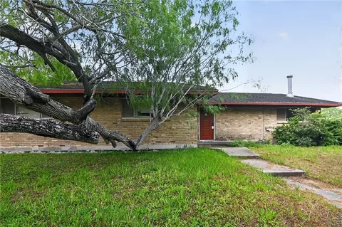2649 Linn St, Corpus Christi, TX 78410