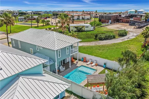 628 Banyan Beach Dr, Port Aransas, TX 78373