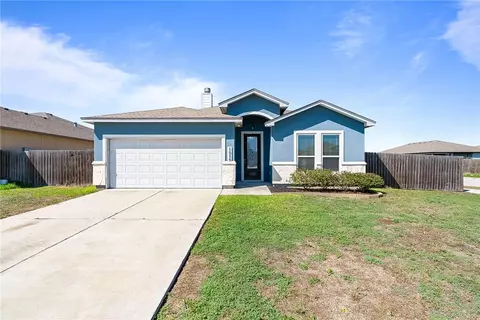 1810 Monterey Bay Dr, Portland, TX 78374