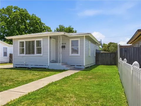 4930 Merrimac St, Corpus Christi, TX 78415