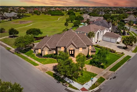 6233 Bourbonais Dr, Corpus Christi, TX 78414