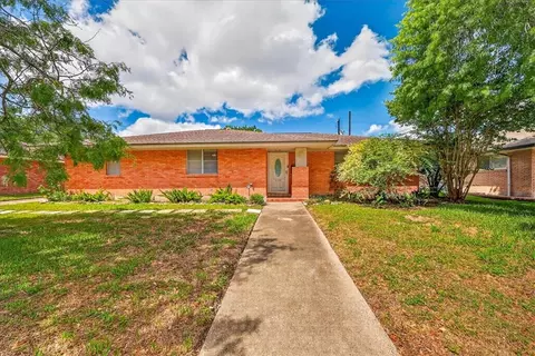 4125 Harry St, Corpus Christi, TX 78411