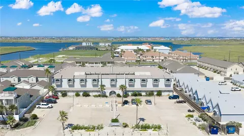 14825 Windward Dr #118, Corpus Christi, TX 78418