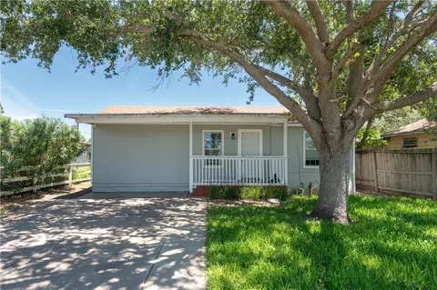 1217 Baywood Ln, Corpus Christi, TX 78418