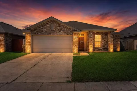 2909 Besterio Dr, Corpus Christi, TX 78415