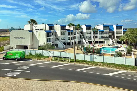 14401 Commodores Dr #211, Corpus Christi, TX 78418