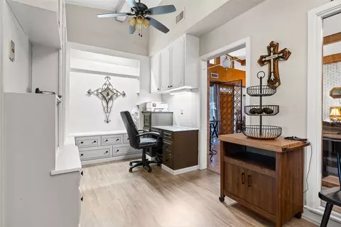 Entry Way - 9675 County Road 325, Mathis, TX 78368 photo 1 of 1