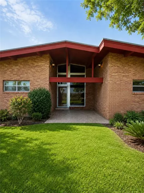 Exterior - 9675 County Road 325, Mathis, TX 78368 photo 2 of 4
