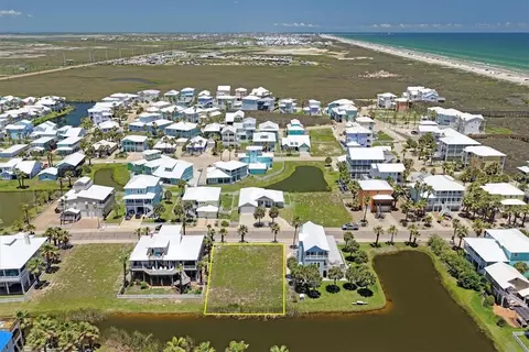 228 Keewaydin Ln, Port Aransas, TX 78373
