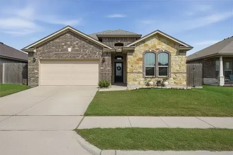 1014 Imperial St, Portland, TX 78374
