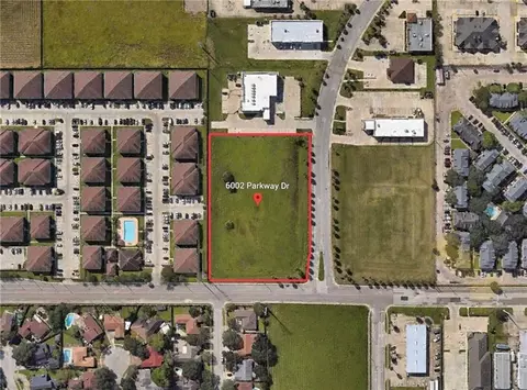 6002 Parkway Dr, Corpus Christi, TX 78414