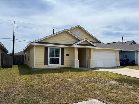 7305 Kolda Dr, Corpus Christi, TX 78414