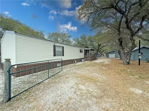 17 Farmers Cir, Fulton, TX 78358