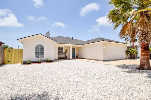 14849 Dasmarinas Dr, Corpus Christi, TX 78418