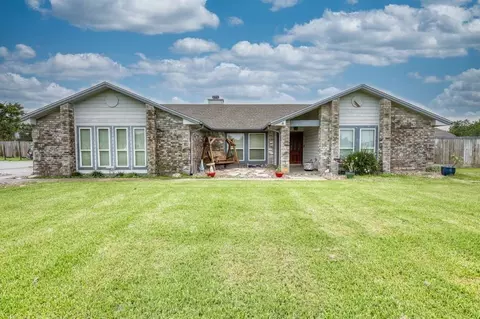 2209 Richland Dr, Corpus Christi, TX 78418