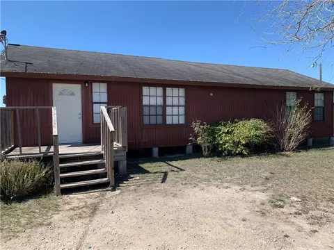 200 County Road 3211, Orange Grove, TX 78372