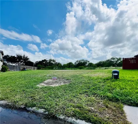 0 Diaz Dr, Alice, TX 78332