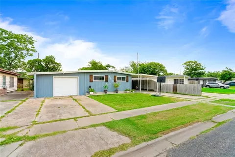3910 Lincoln St, Corpus Christi, TX 78415