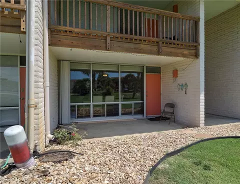1421 S 11th St #118, Port Aransas, TX 78373