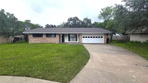 235 N Pasadena Dr, Kingsville, TX 78363