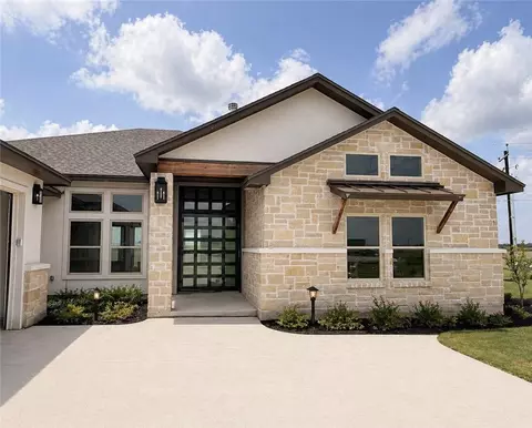 1525 Dancing Elk Dr, Corpus Christi, TX 78415