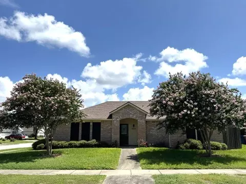 4202 Wolf Creek Dr, Corpus Christi, TX 78413