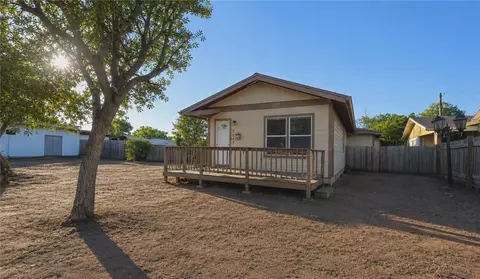 502 E Santa Gertrudis St, Kingsville, TX 78363