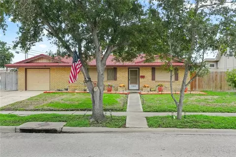 1302 Aswan Dr, Corpus Christi, TX 78412