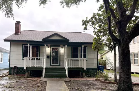 326 Naples St, Corpus Christi, TX 78404